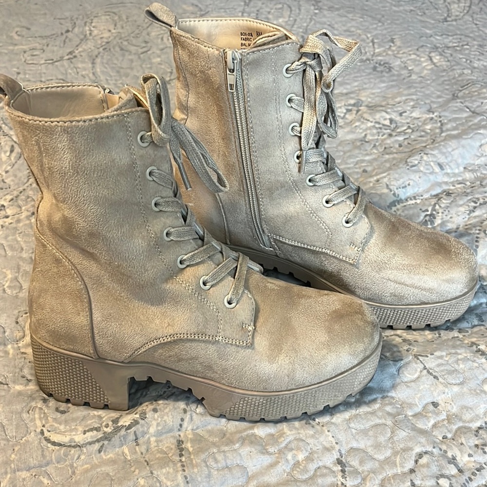 Chinese Laundry- beige suede boots.